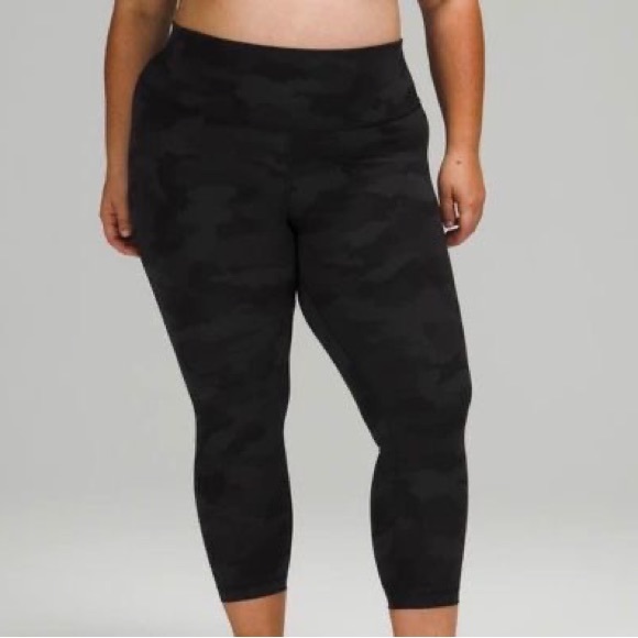 lululemon athletica Pants - Lululemon Wunder Under High Rise Leggings 25 Inch Size 6